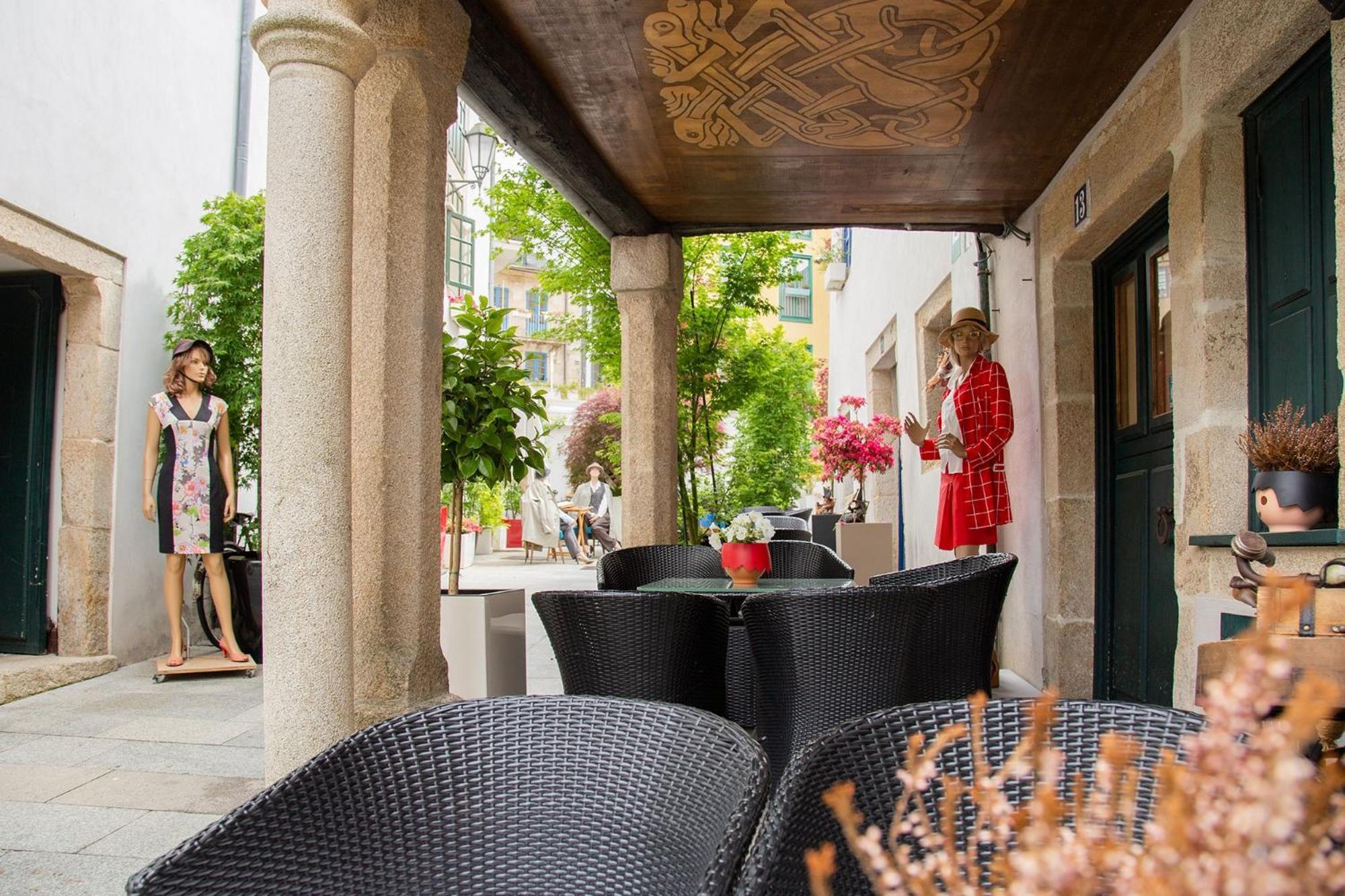 Hotel Monumento Pazo De Orban Lugo Bagian luar foto