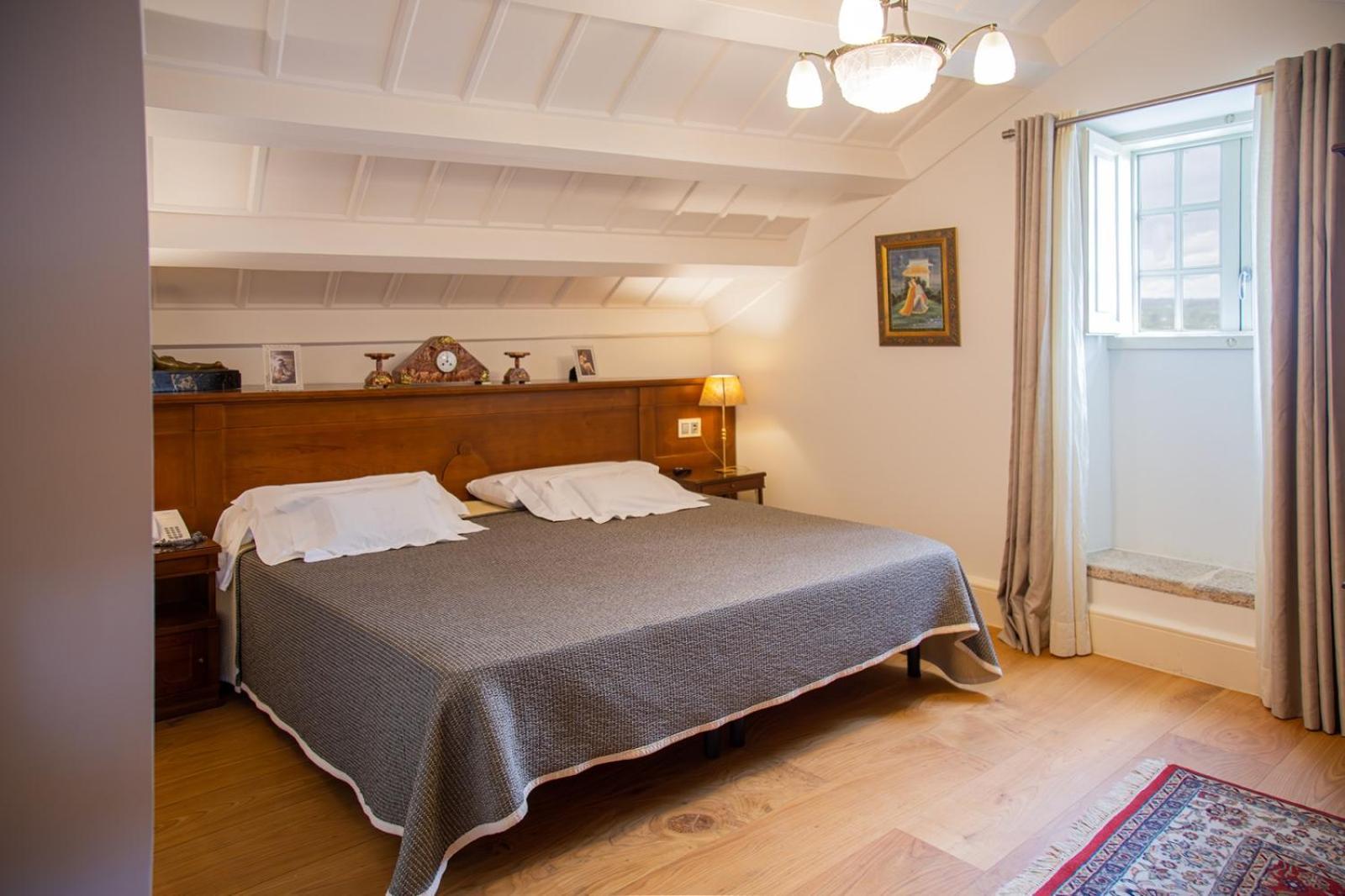 Hotel Monumento Pazo De Orban Lugo Bagian luar foto