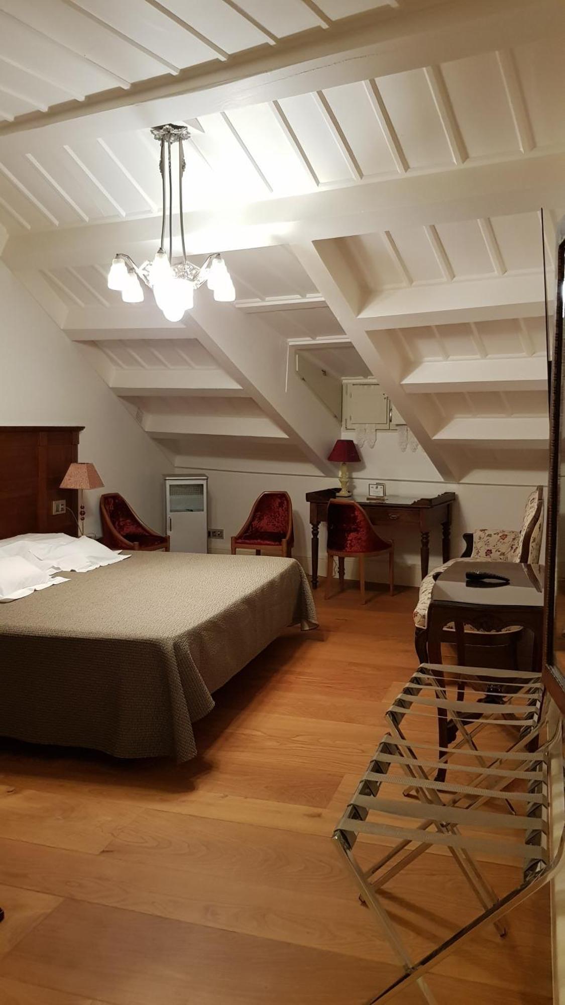 Hotel Monumento Pazo De Orban Lugo Bagian luar foto