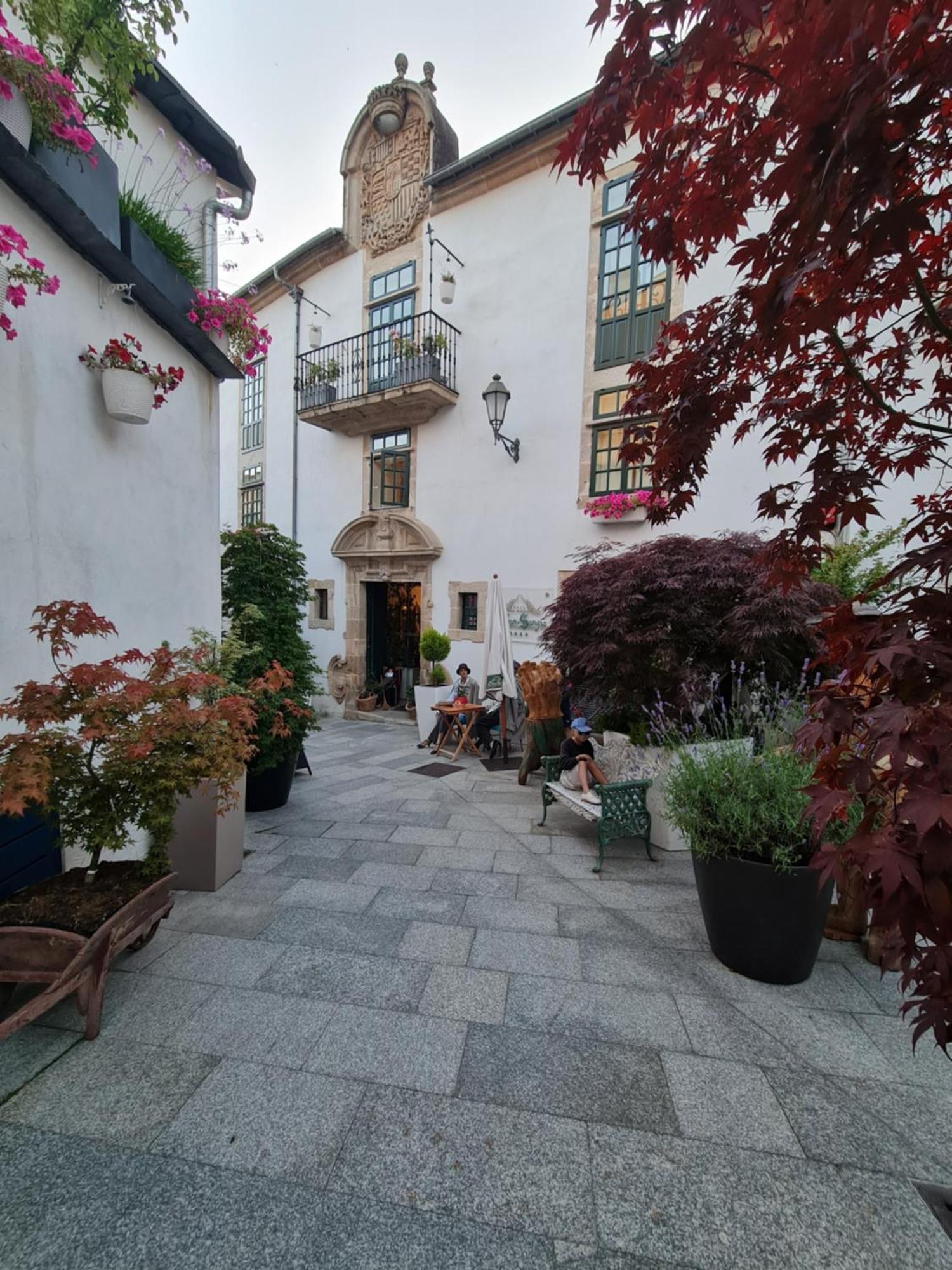 Hotel Monumento Pazo De Orban Lugo Bagian luar foto