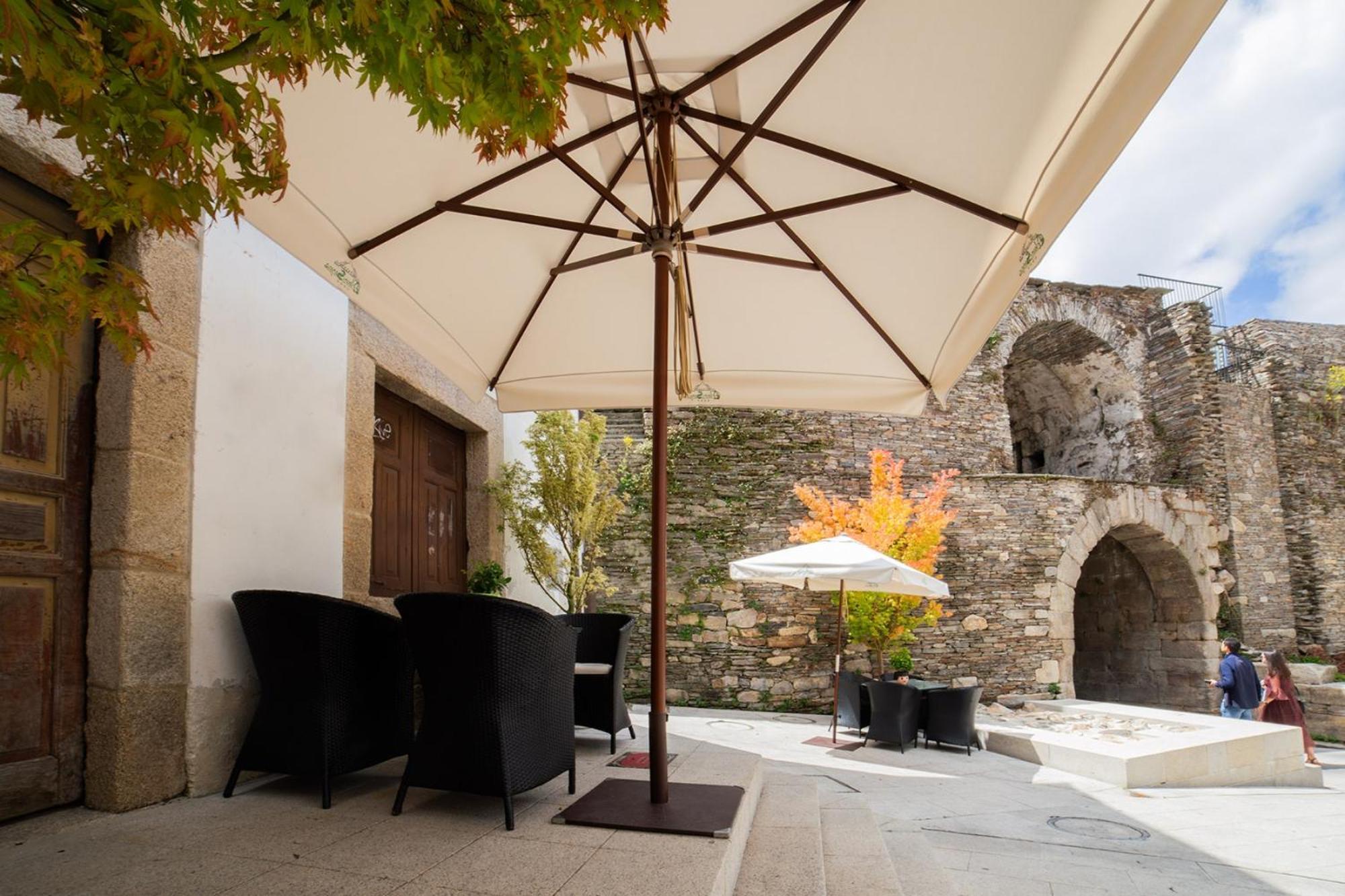 Hotel Monumento Pazo De Orban Lugo Bagian luar foto